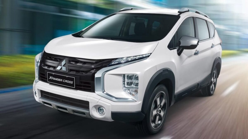 7-местный Mitsubishi Xpander Cross подешевел в России, но покупать его придется у "частников"