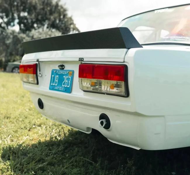 Американцы ахнули, когда увидели эту возрожденную ВАЗ-2105 Пятерку: она круче Toyota с 3,0 л под капотом