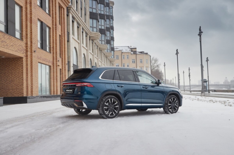Автоэксперт рассказал о возможностях Geely Monjaro в снегопад: результаты теста