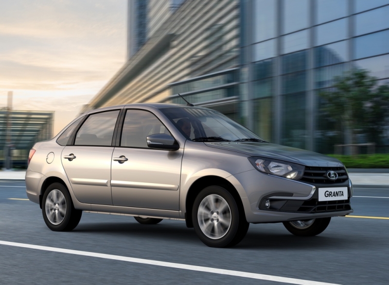 Автосалоны пополнила Lada Granta 2024 года с новыми комплектациями