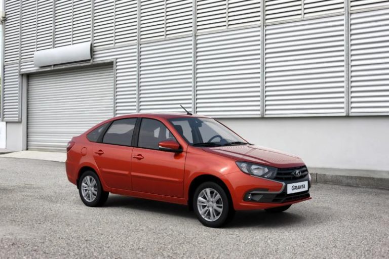 «АвтоВАЗ» собирается выпустить 5 тысяч Lada Granta с коробкой-«автомат»