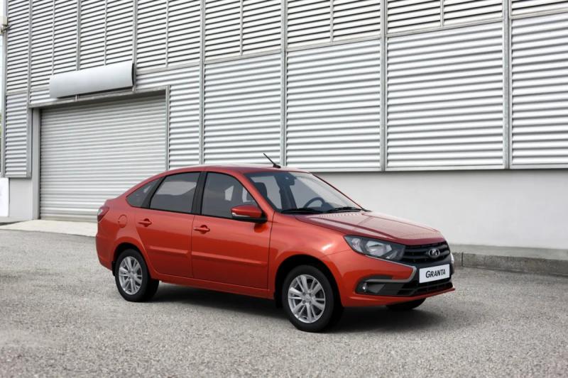 "АвтоВАЗ" собирается выпустить 5 тысяч Lada Granta с коробкой-"автомат"