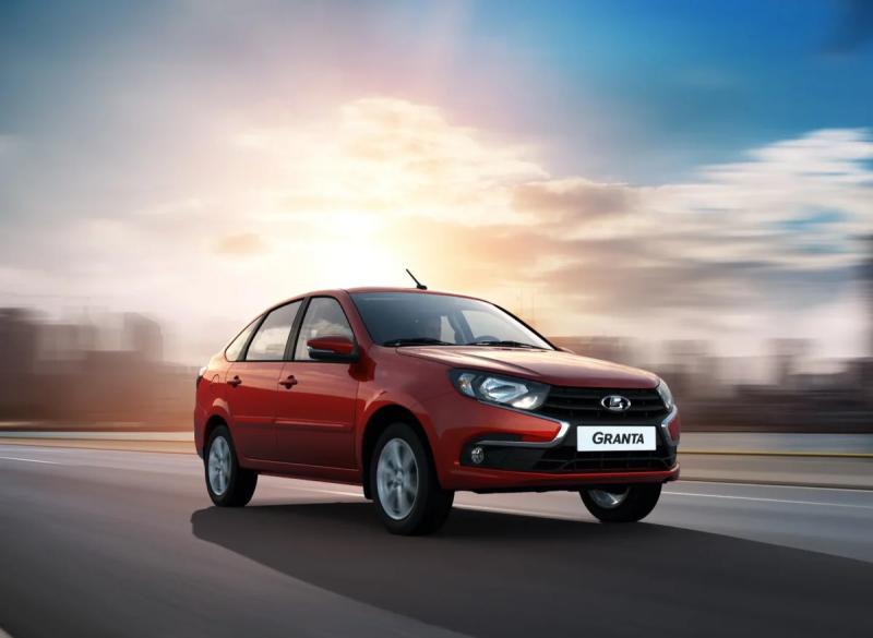 "АвтоВАЗ" вернул на Lada Granta фронтальные подушки безопасности