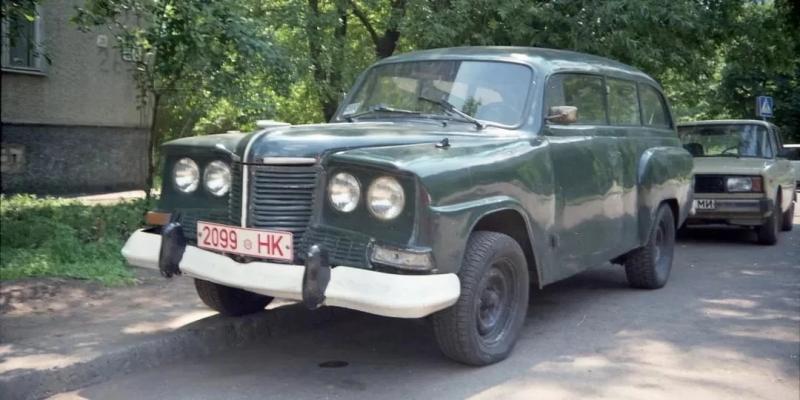 Белорус оказался умнее инженеров: он скрестил ГАЗ-21 Волга с Москвичом и получил уникальное авто