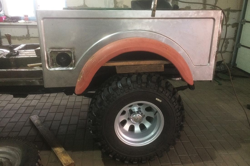 Белорус покорил инженеров ГАЗ, когда показал им, что он сделал со старым ГАЗ-69: это почти Mercedes