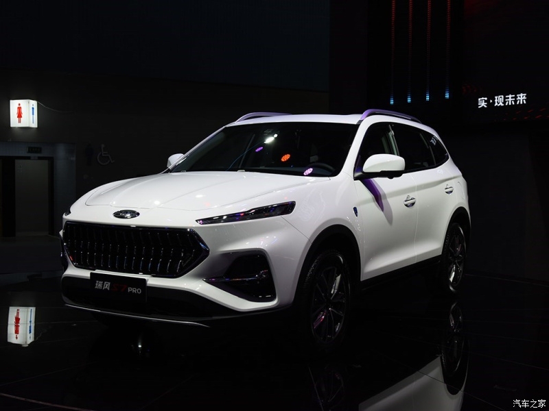 Цены на Москвичи рухнули до 712 тысяч рублей: как это отразилось на их продажах?