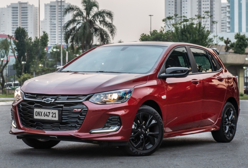 Chevrolet Onix 2024 доступен в России по цене от 1,77 млн рублей