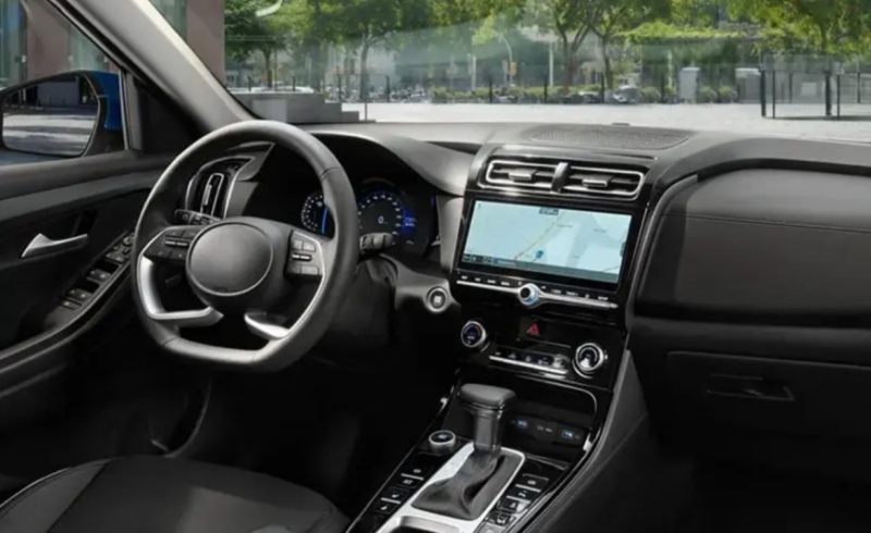 Дилер раскрыл стоимость народного кроссовера Solaris HC