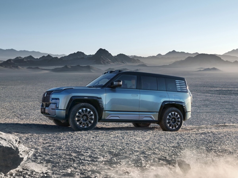 Директор автосалона рассказал, почему новый BYD Yangwang U8 не впечатлил первых владельцев