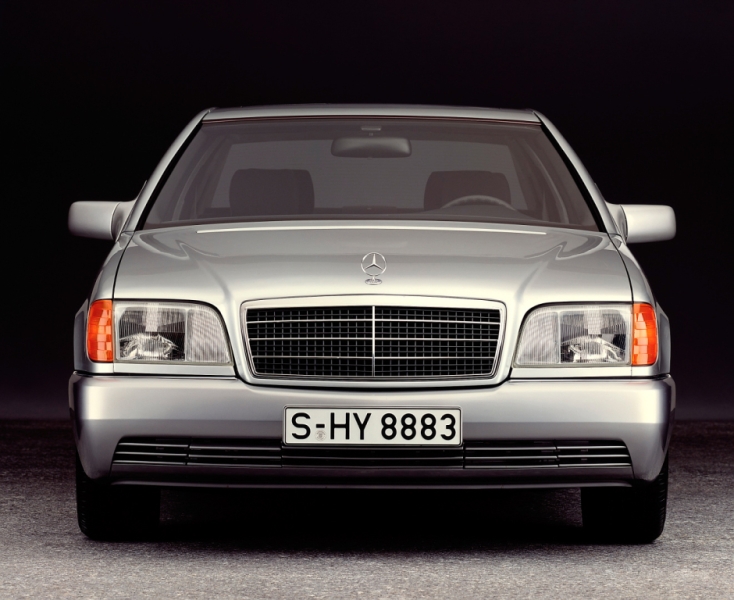 Эксперты "ЗР" протестировали самый "бедный" Mercedes W140 1992 года