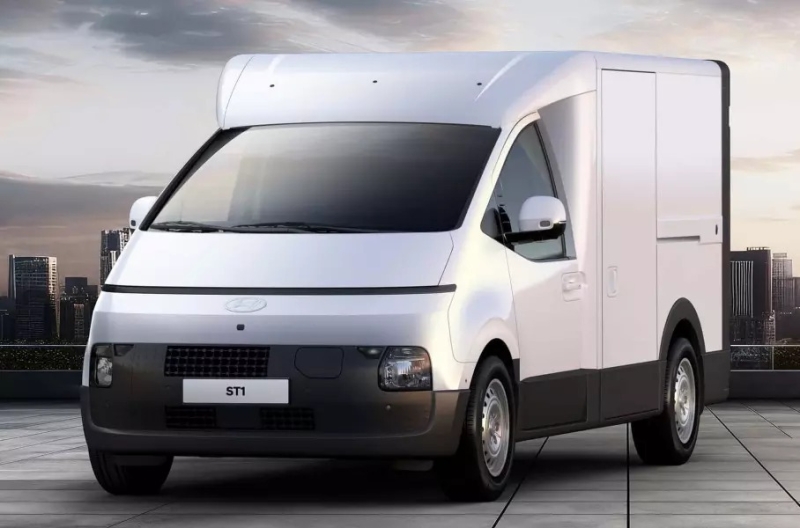 Hyundai превратил минивэн Staria в утилитарный грузовичок: первые фотографии