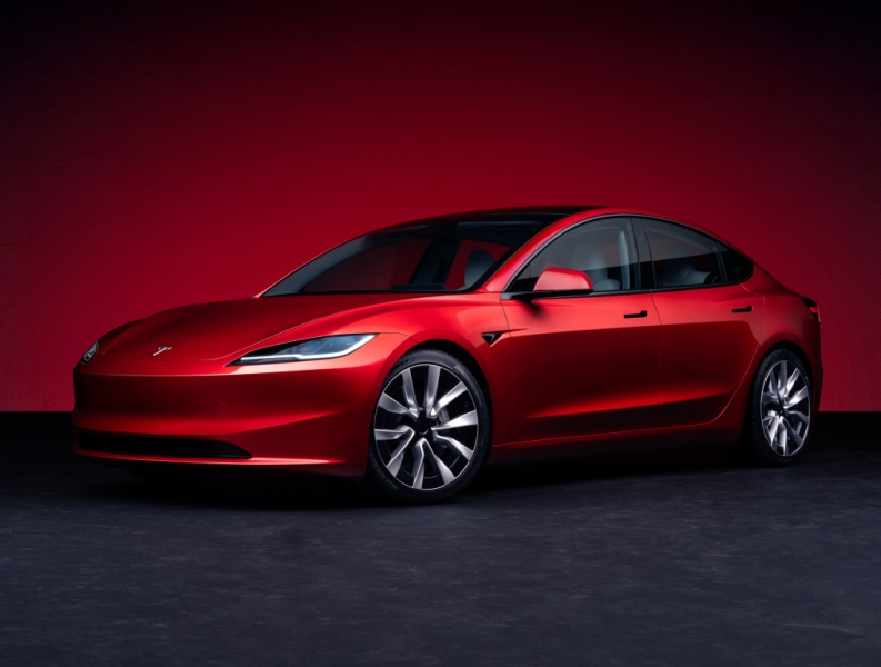 Из-за давления китайских электрокаров Tesla будет собирать авто по новому методу