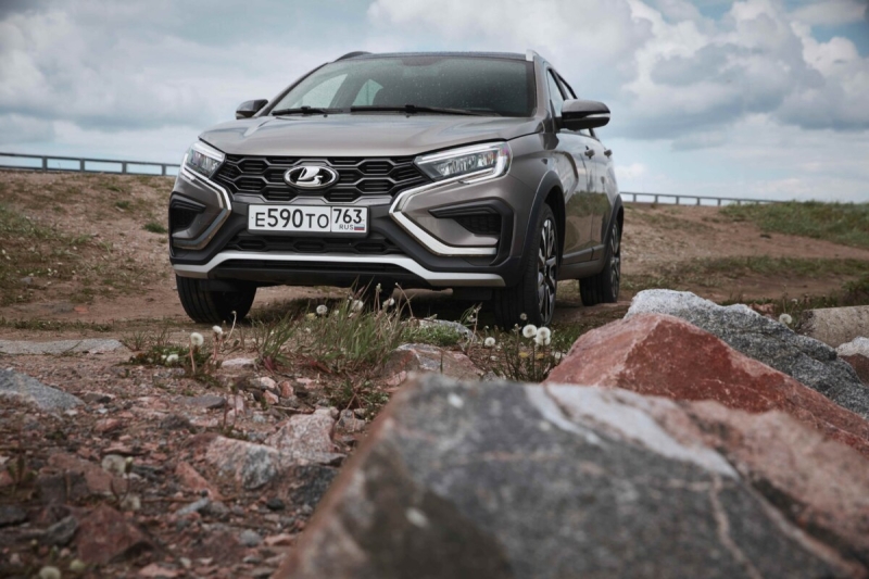 Кроссовер на базе Lada Vesta все-таки будет: его испытания уже стартовали
