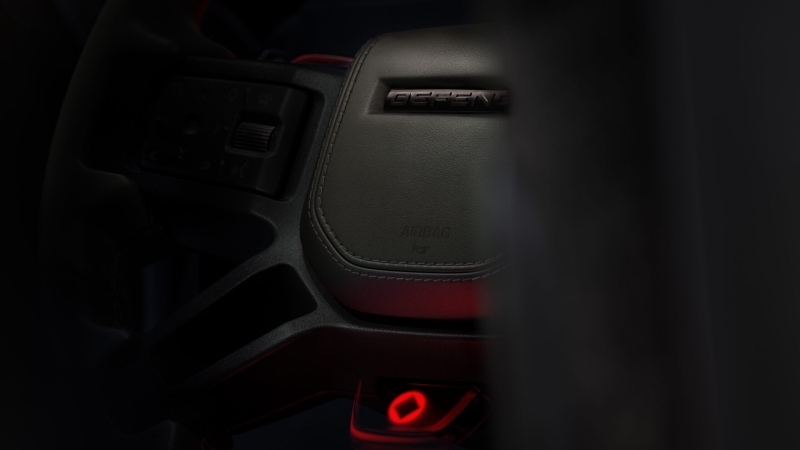 Land Rover ​​анонсировал выход самого мощного Defender в истории