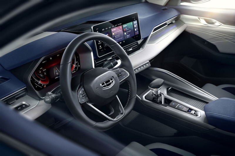 На российский рынок официально выходит новый Geely Preface - известны цены