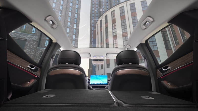 Объявлены цены на самый быстрый российский электрокроссовер