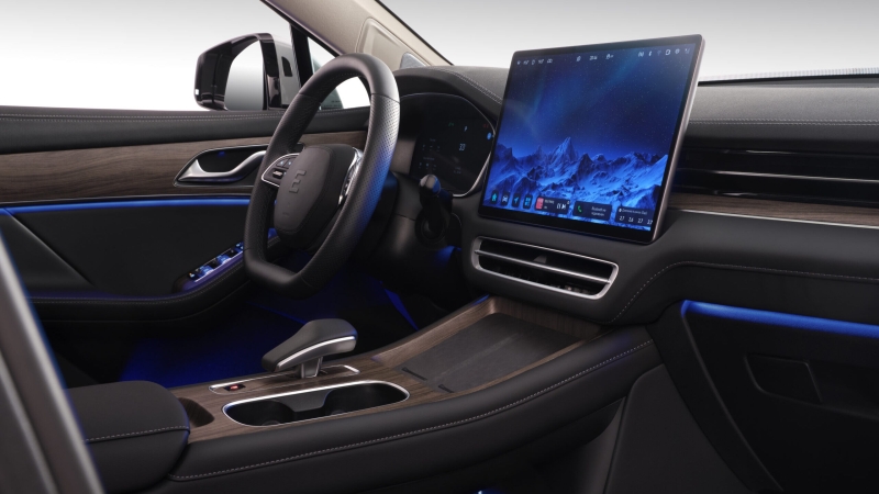 Объявлены цены на самый быстрый российский электрокроссовер