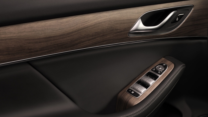 Объявлены цены на самый быстрый российский электрокроссовер