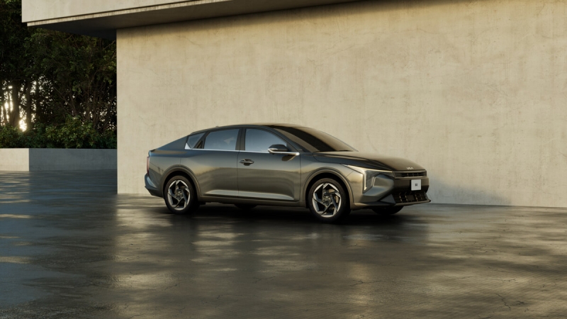 Официально представлен новейший седан Kia K4, который заменит Cerato