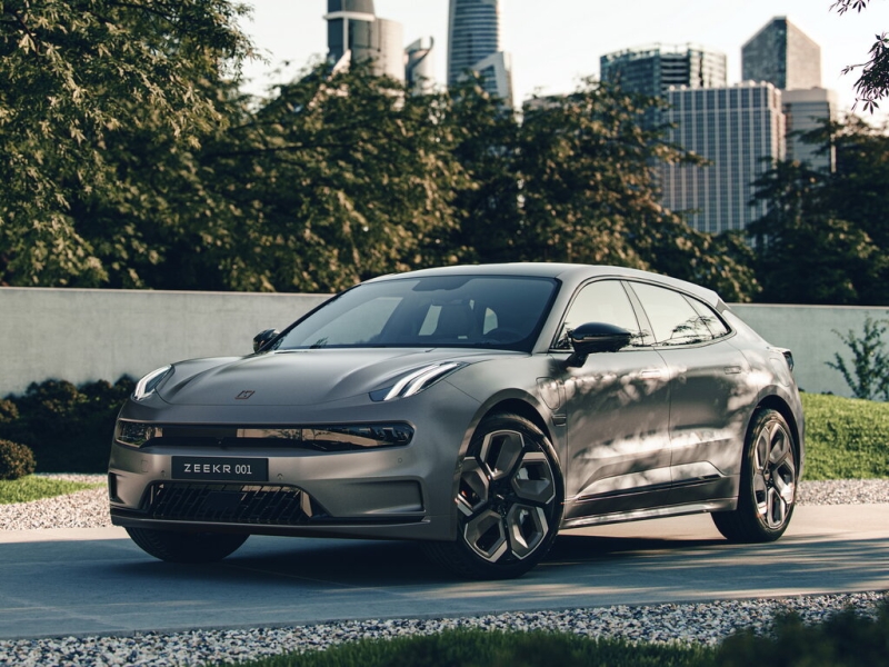 Официальный дилер назвал цены на Zeekr, которые в два раза ниже, чем у других
