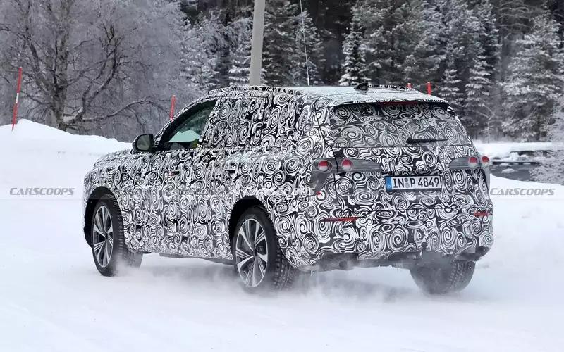 Опубликованы первые ошибочные фотографии обновленного кроссовера Audi Q7