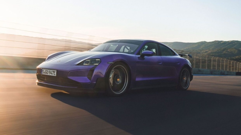 Porsche выпустил свой самый мощный автомобиль в истории