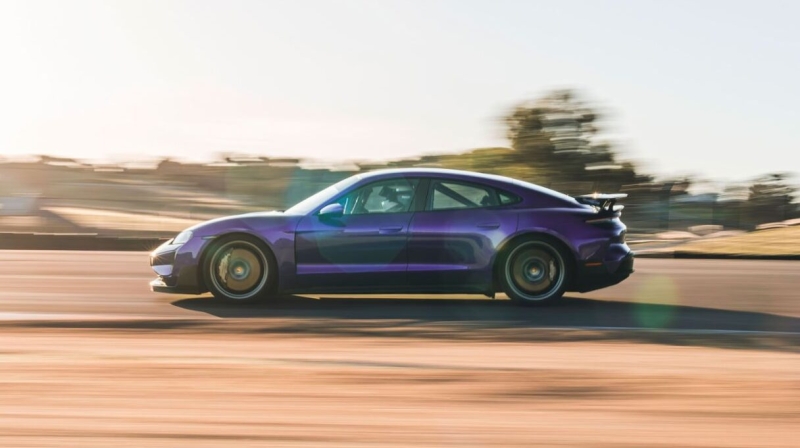 Porsche выпустил свой самый мощный автомобиль в истории