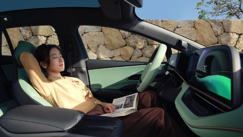 Представлен &laquo;улыбающийся&raquo; электрический седан с большим запасом хода