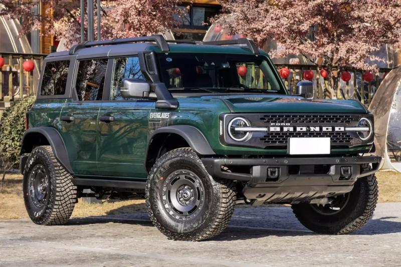 Рассекречен новый и дешевый внедорожник Ford Bronco, который может приехать в РФ