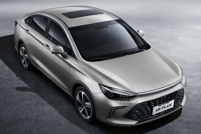 Рассекретили список самых дешевых седанов в России на март 2024 года