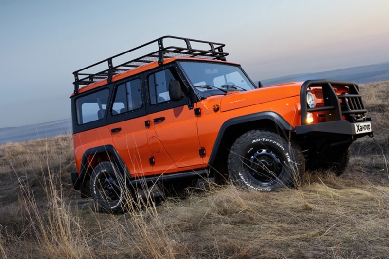 Самые внедорожные УАЗ Буханка и Хантер вернутся на рынок в апреле, но цены уже известны