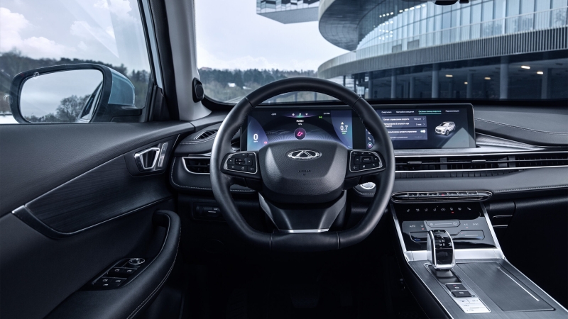 Самый популярный в России кроссовер Chery с полным приводом стал доступнее