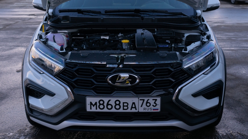 У дилеров АвтоВАЗа появилась совершенно новая версия &laquo;Весты&raquo;. Сколько она стоит