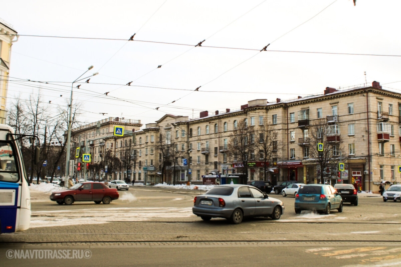 У дилеров заканчиваются машины 2023 года выпуска из-за высоких скидок