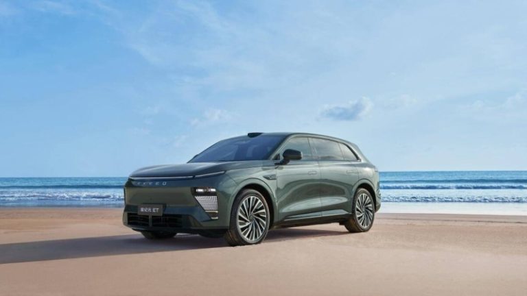 В Китае начались предпродажи флагманского электрокроссовера Exeed