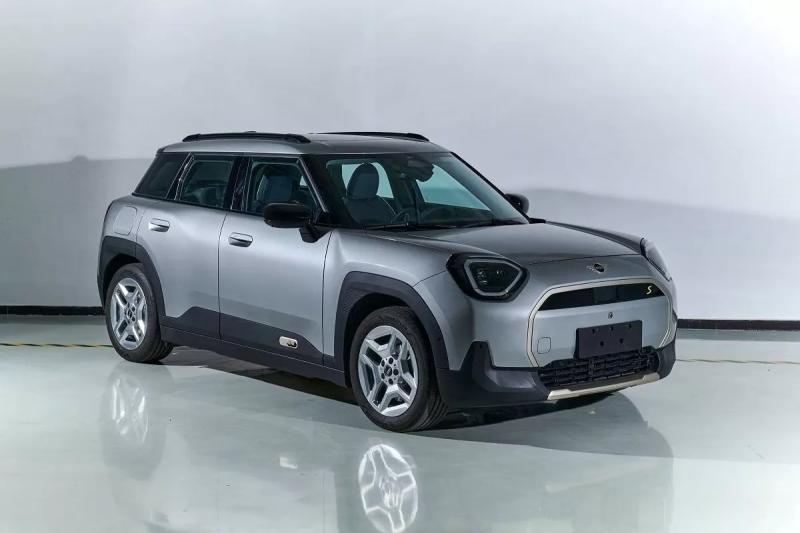 В Китае показали новый кроссовер от MINI, который должен стать бестселлером