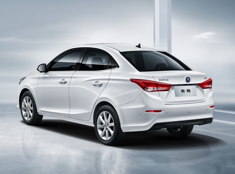 В России начались продажи китайских машин дешевле РРЦ: автодилеры воюют