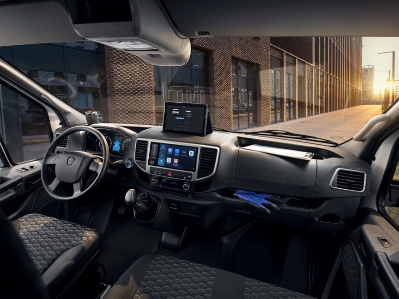 В России официально представили полноприводного конкурента &ldquo;Буханки&rdquo;