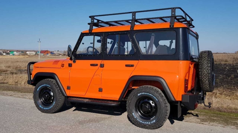 В России появятся два новых вездеходных УАЗ, способных ездить по любым дорогам