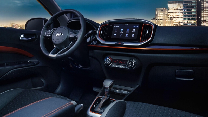 В Россию привезли неубиваемую Kia с надежным двигателем, которая стоит дешевле &laquo;китайцев&raquo;