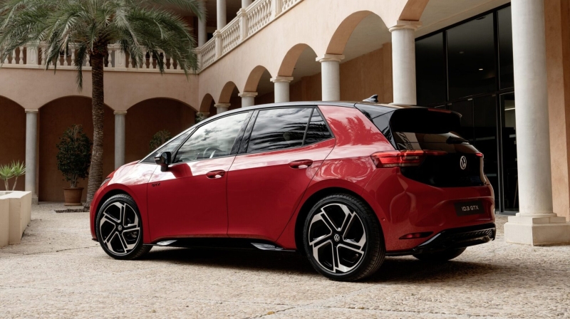 Volkswagen выпустил &laquo;заряженные&raquo; электрокары ID.3 GTX и ID.7 GTX Tourer