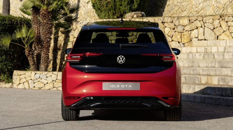 Volkswagen выпустил &laquo;заряженные&raquo; электрокары ID.3 GTX и ID.7 GTX Tourer