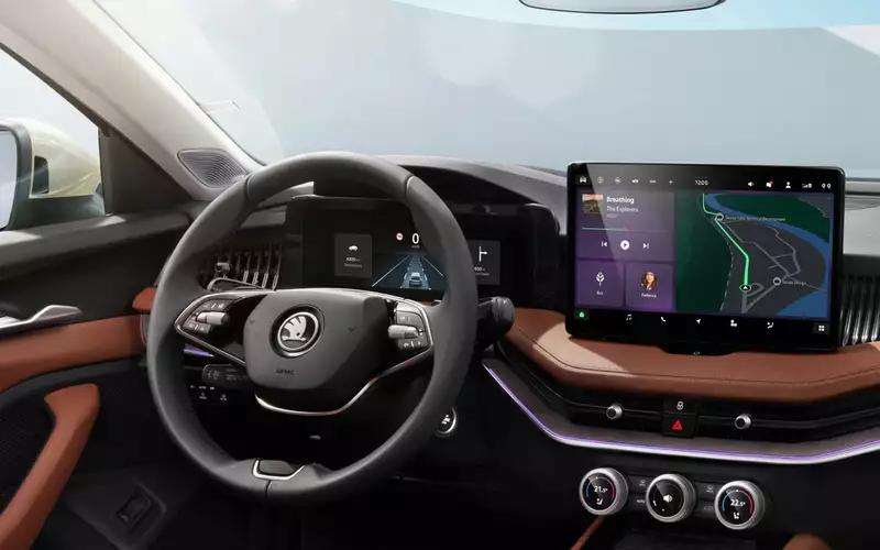 Все, что нужно знать о новой Skoda Superb 2024 года - последние новости