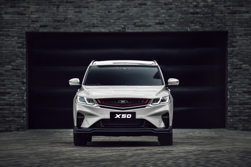 "За рулем" сравнил кроссоверы Belgee X50 и Kaiyi X3 Pro для российского рынка