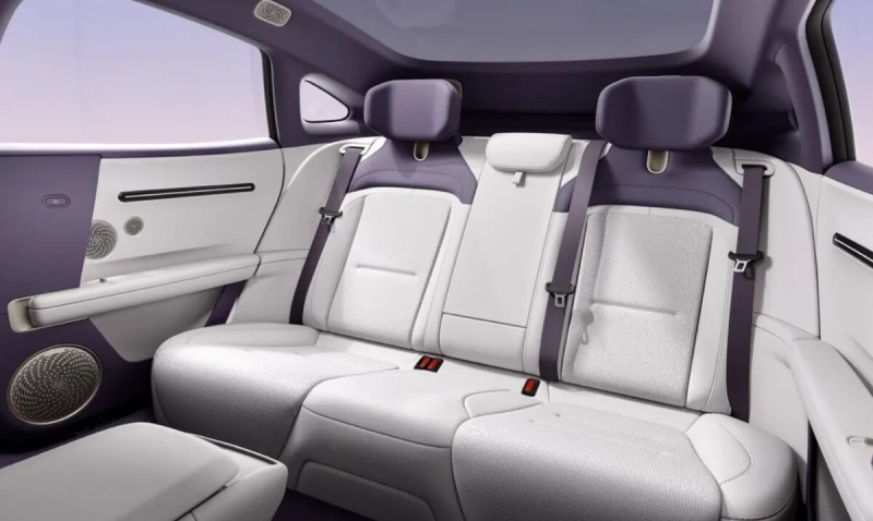 Avatr 06 2025: модель раскрыта на официальных фото