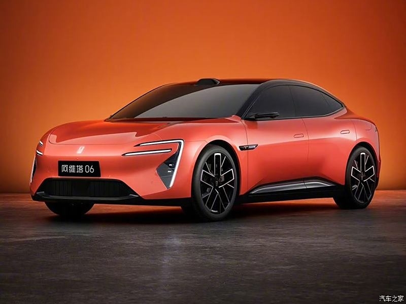 Avatr 06 2025: "шпионские" фотографии интерьера новой модели