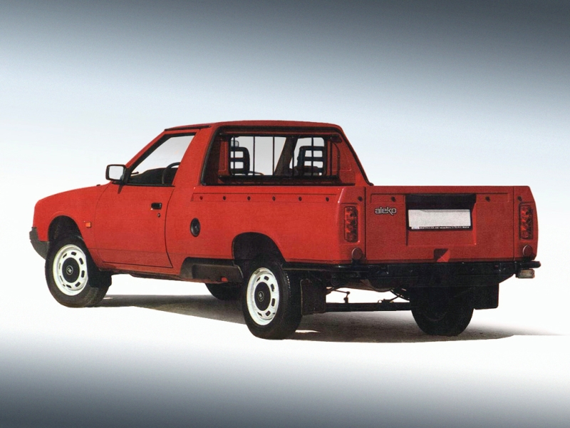 Автоэксперт раскрыл, как инженеры Москвич испортили свой пикап: главный минус Москвич-2335