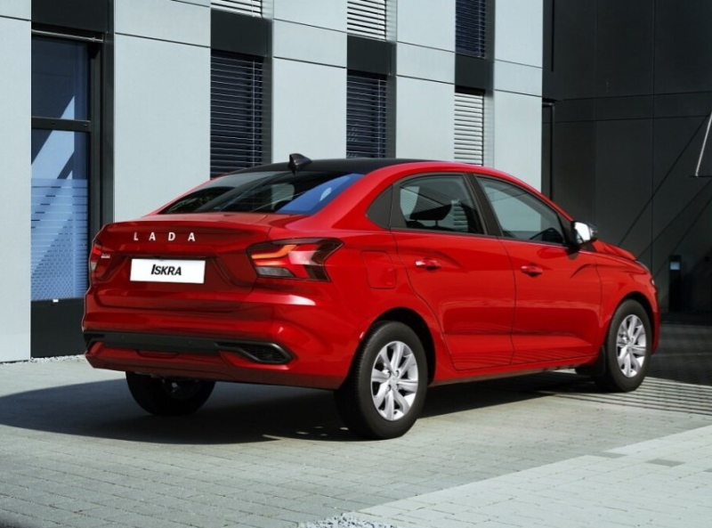 АвтоВАЗ анонсировал для новой Lada Iskra спортивную модификацию: первые подробности