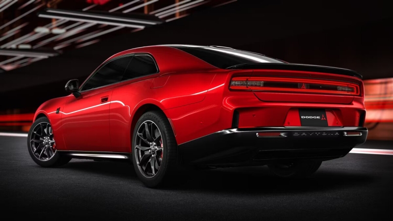 Dodge Charger Daytona 2025: модель появилась на рынке РФ