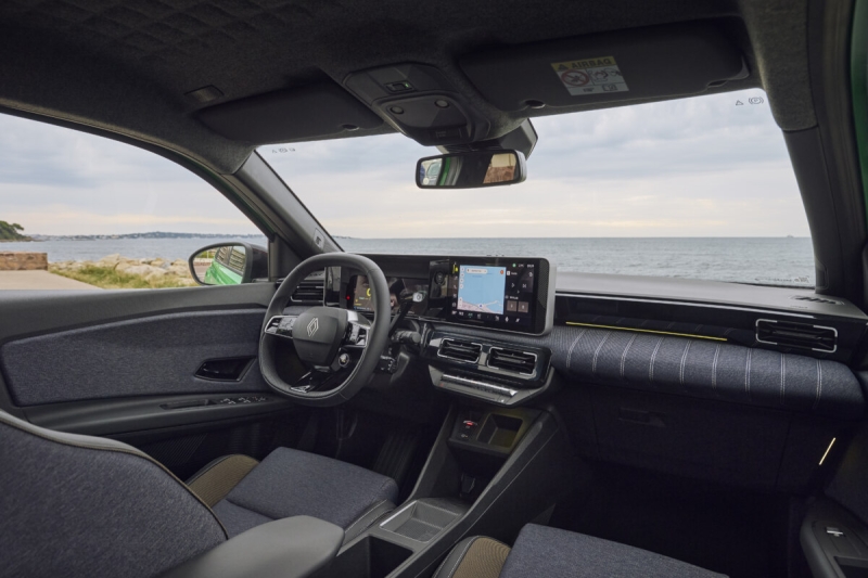 Долгожданный Renault 5 стал доступен для предварительного заказа: известны цены